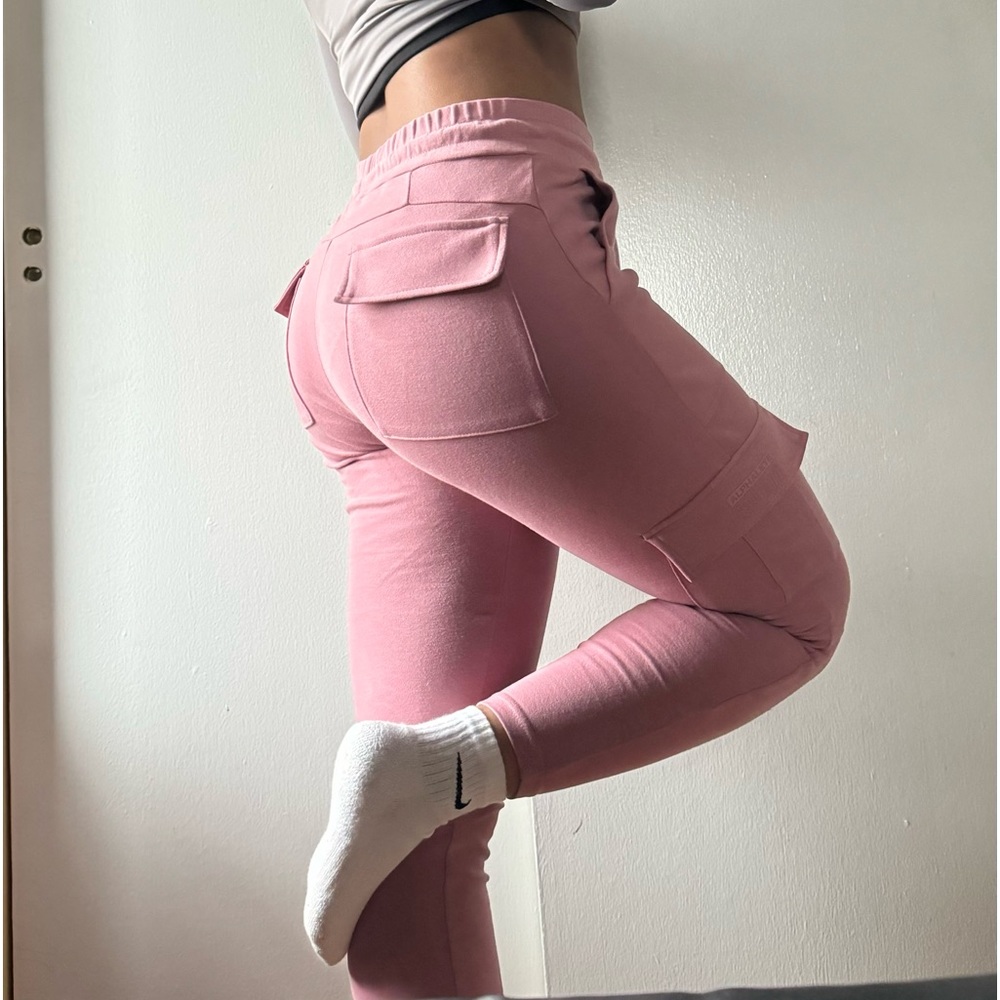 Alphalete Identity Cargo Joggers - Dusty Pink